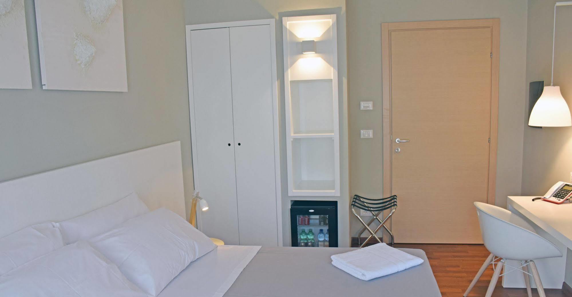 Bio Hotel Палермо Экстерьер фото